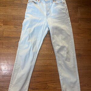 Levis Wedgie Straight jeans size 26